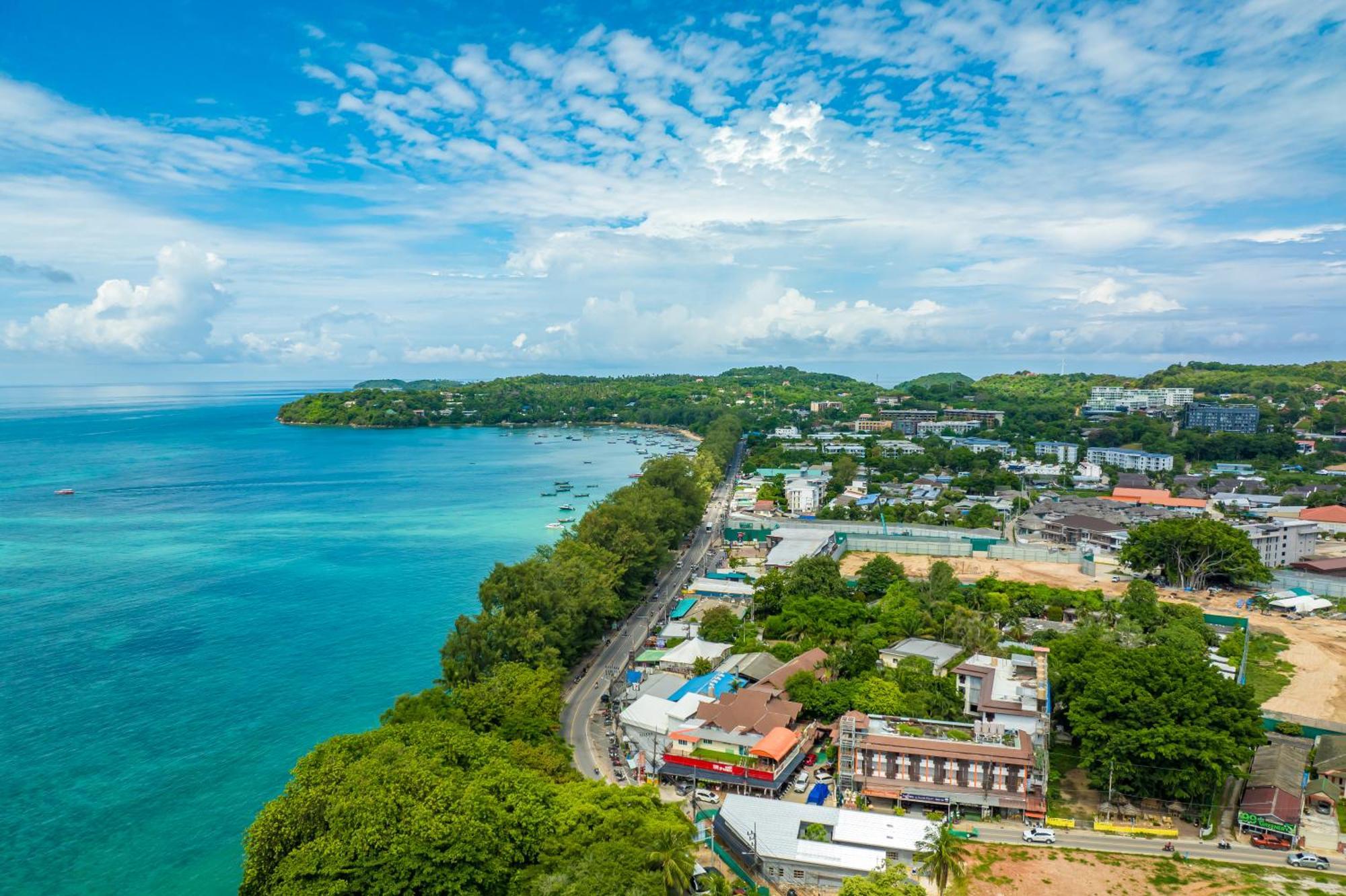 Phuket Meet Holiday Hotel 普吉岛相遇花园度假酒店 Rawai Exterior foto